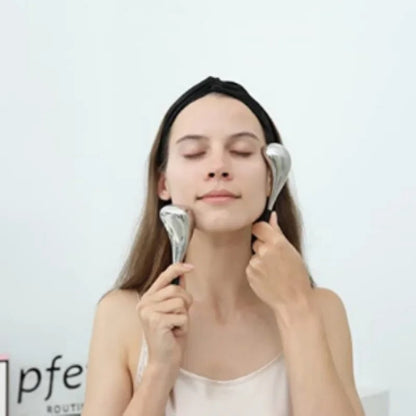 Buz Küreleri ile Anında Canlan Işılda